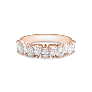 Bague Aionia taille poire en or rose par George Hakim