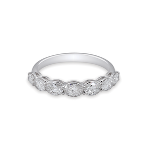 Bague Aionia taille ovale en or blanc par George Hakim